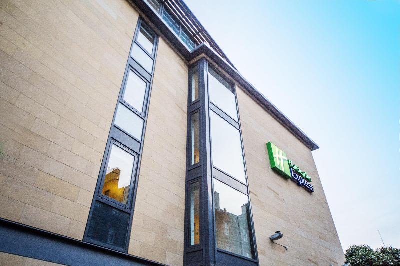 Holiday Inn Express Edinburgh Royal Mile - Genel