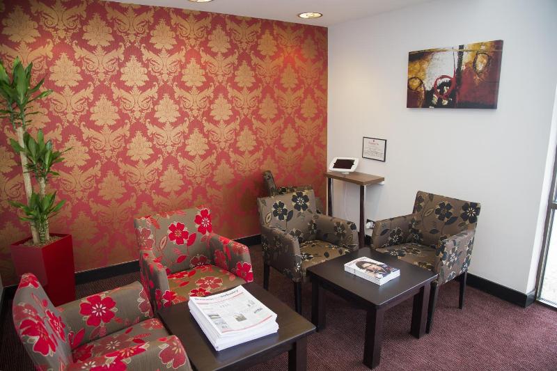 Ramada Cambridge - Genel