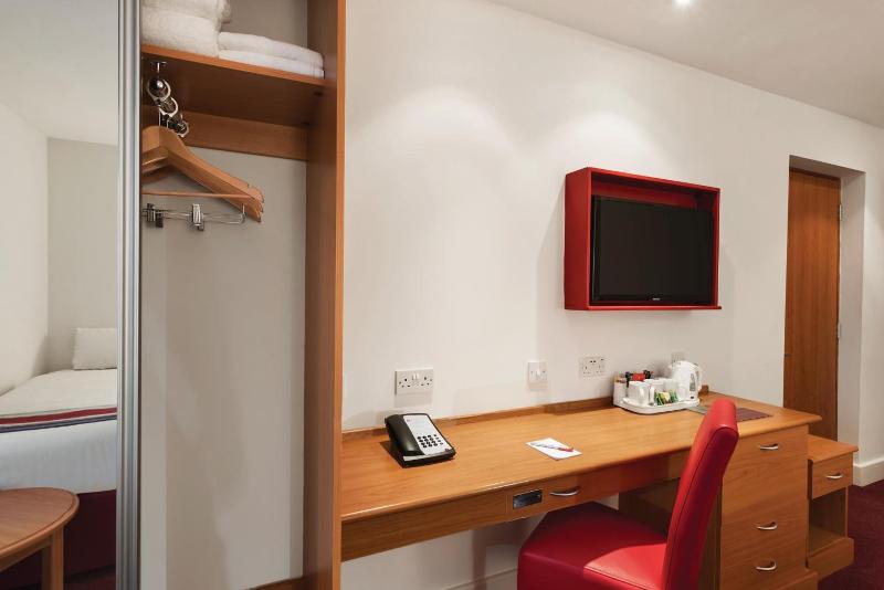 Ramada Cambridge - Genel