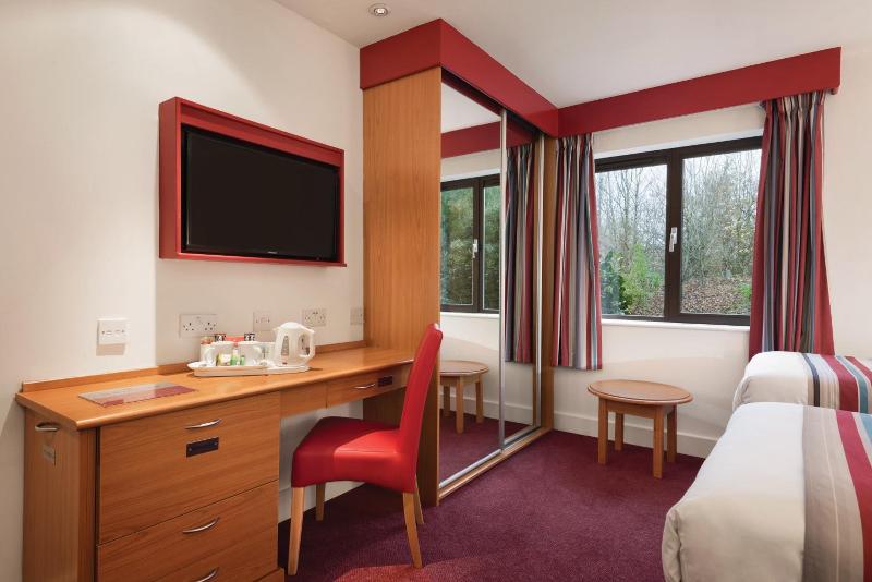 Ramada Cambridge - Genel