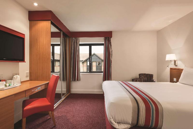 Ramada Cambridge - Oda