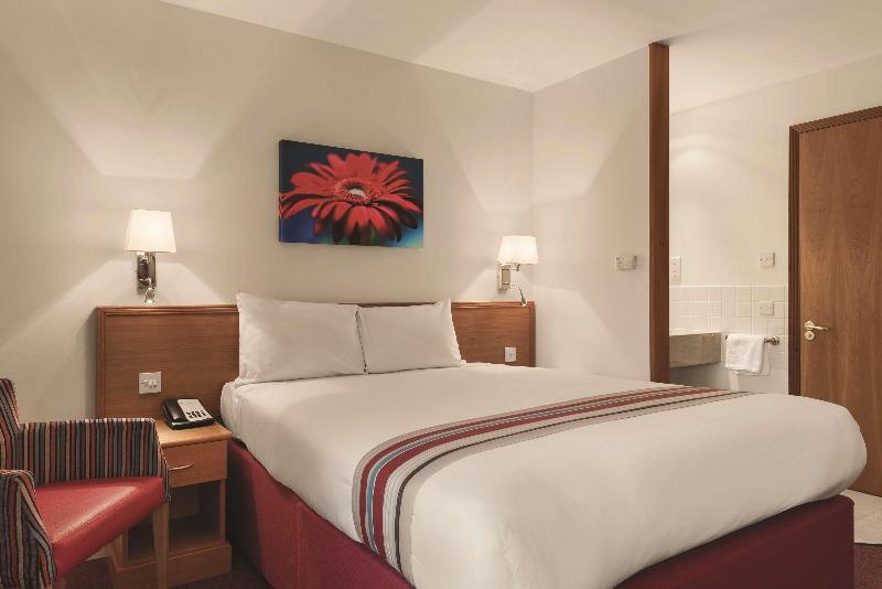 Ramada Cambridge - Oda