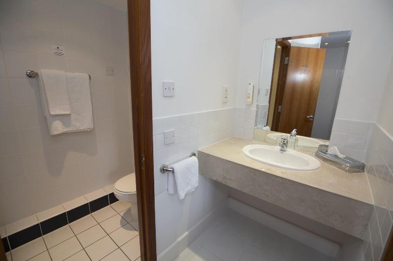 Ramada Cambridge - Oda
