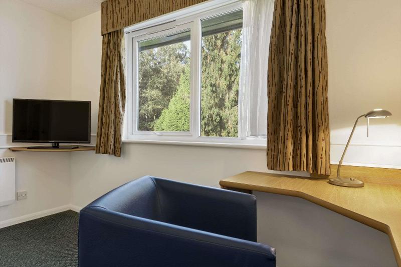 Days Inn Fleet M3 - Oda