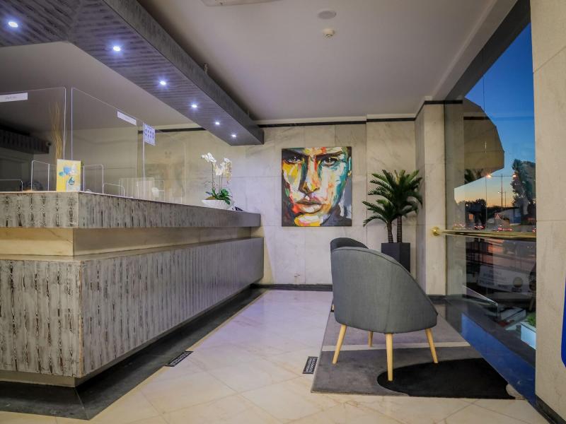 Lara Hotel - Lobi