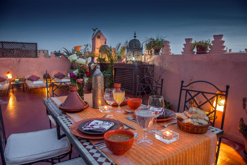Riad Sable Chaud - Genel