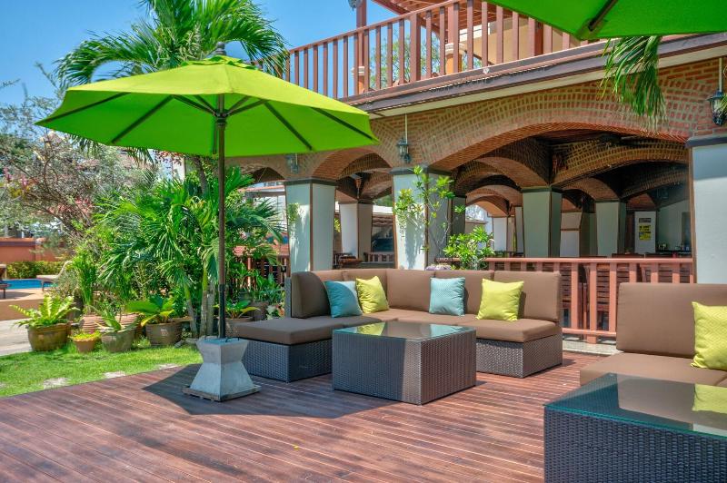 Palm Beach Resort & Hotel - Lobi
