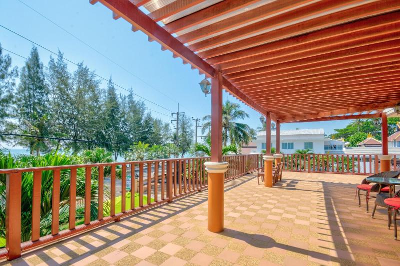 Palm Beach Resort & Hotel - Genel