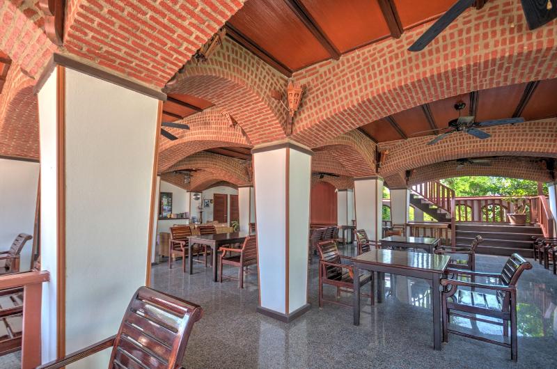 Palm Beach Resort & Hotel - Restoran