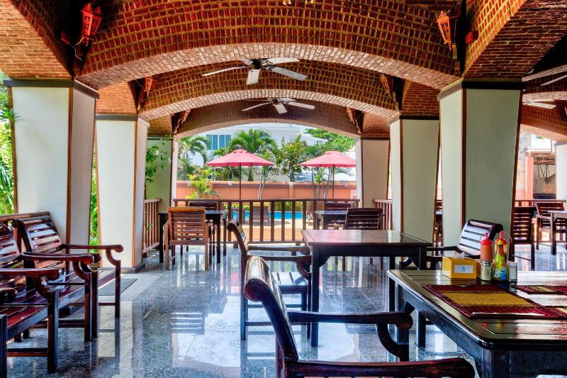 Palm Beach Resort & Hotel - Restoran
