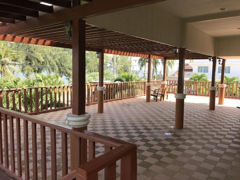 Palm Beach Resort & Hotel - Teras