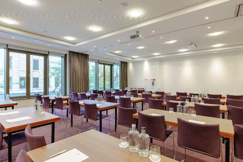 Crowne Plaza Amsterdam-South - Toplantı