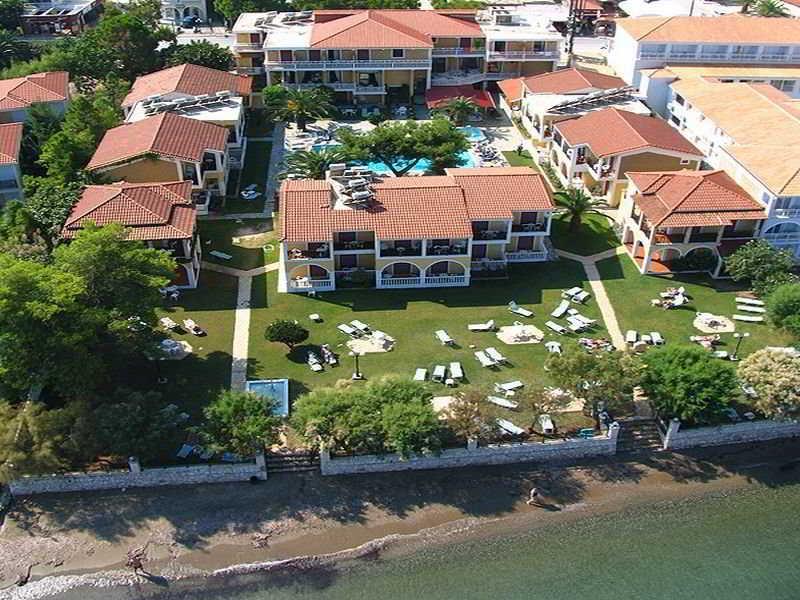 Iliessa Beach by GHH