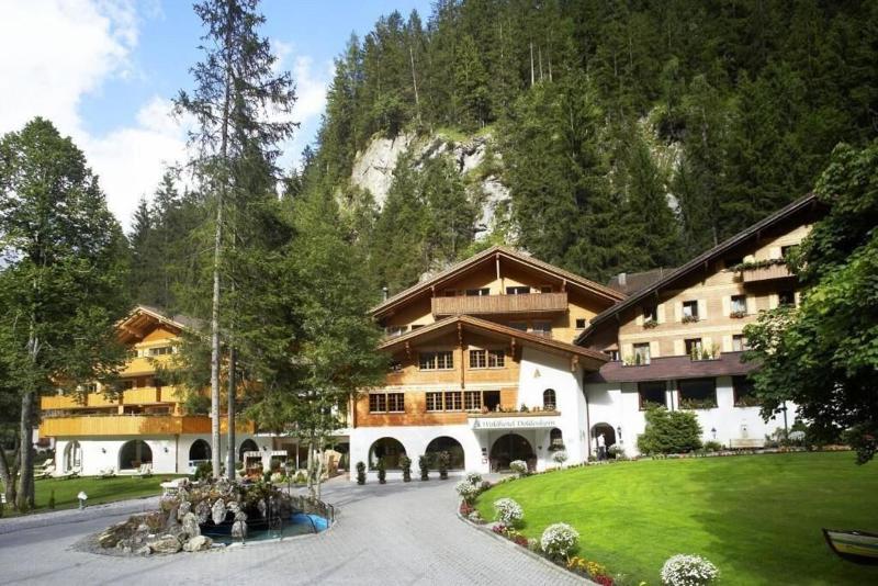 Waldhotel Doldenhorn - Genel