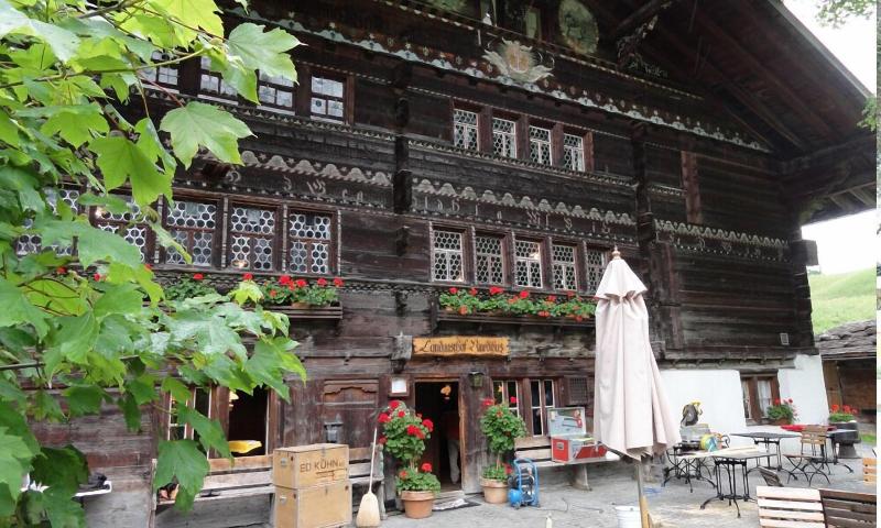 Waldhotel Doldenhorn - Genel