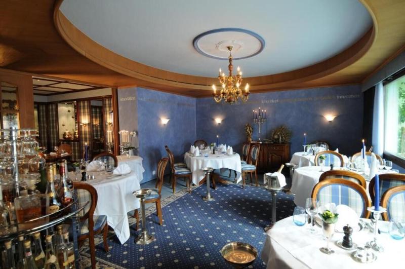 Waldhotel Doldenhorn - Restoran