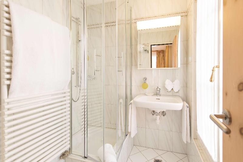 Hotel Seehof Davos - Oda