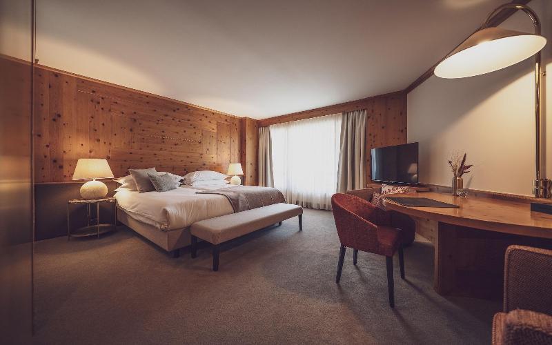 Waldhuus  Hotel - Oda