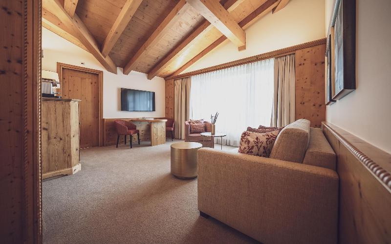 Waldhuus  Hotel - Oda