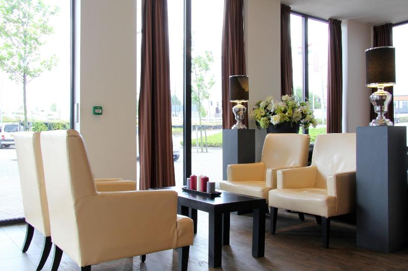 Bastion Hotel Vlaardingen - Lobi
