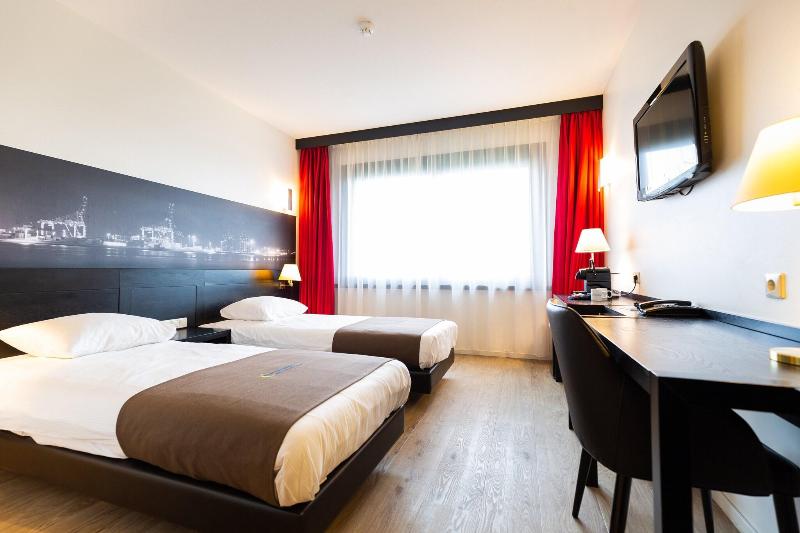 Bastion Hotel Vlaardingen - Genel
