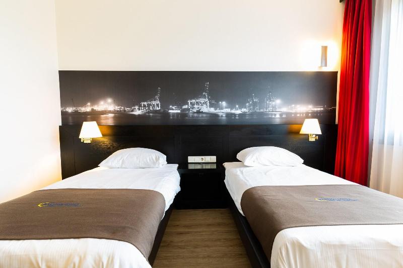 Bastion Hotel Vlaardingen - Oda