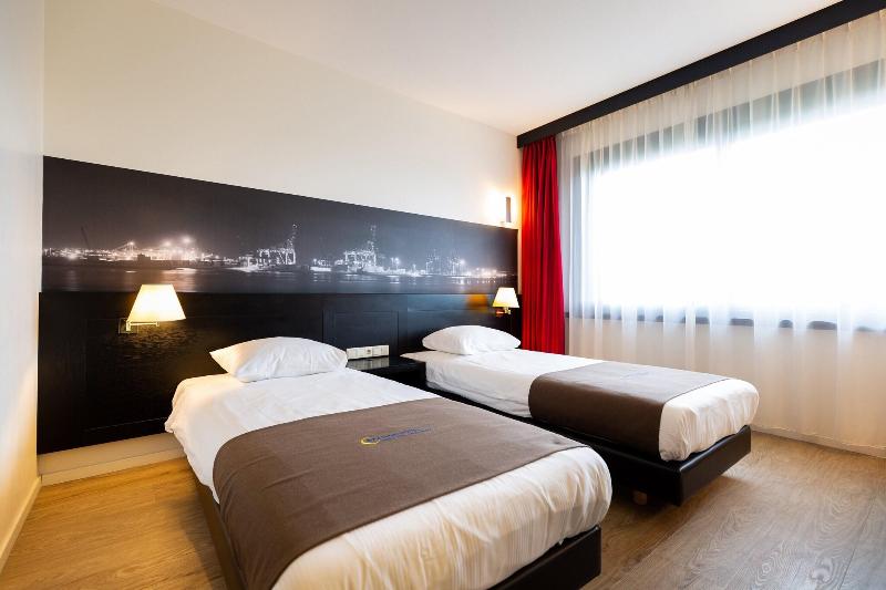 Bastion Hotel Vlaardingen - Oda