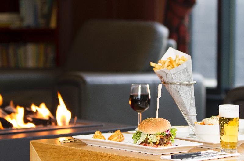 Bastion Hotel Vlaardingen - Restoran