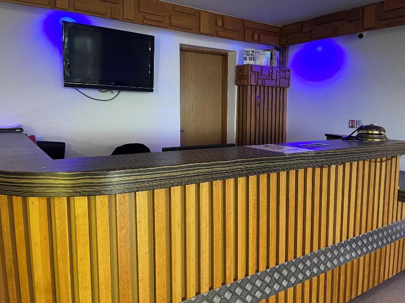 Ambassador Hotel - Lobi