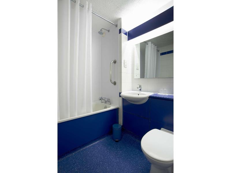 Travelodge Cambridge Fourwentways - Oda
