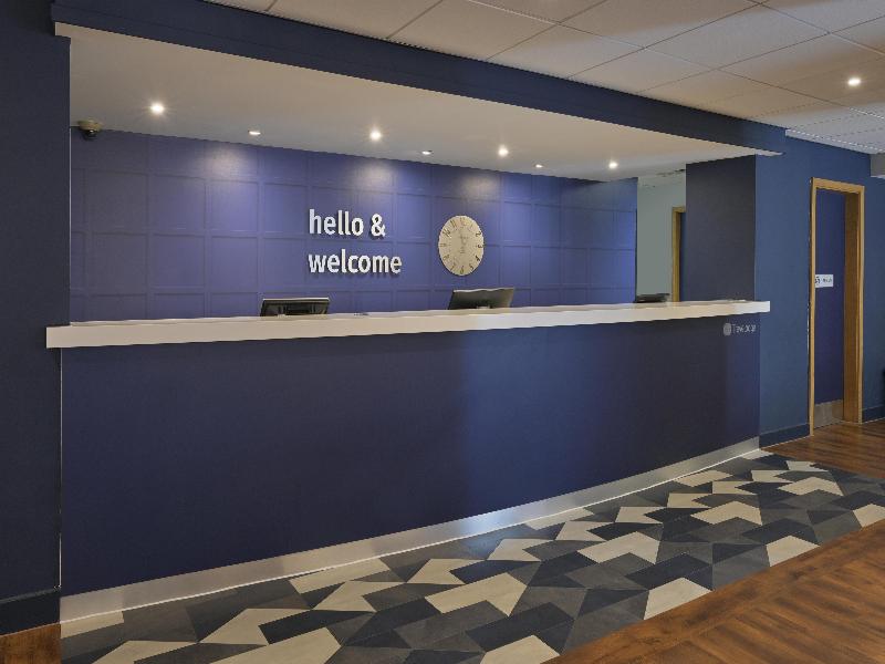 Travelodge Newcastle Central Hotel - Lobi