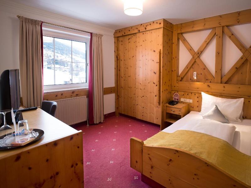 Alpenhotel Saalbach Hotel - Genel