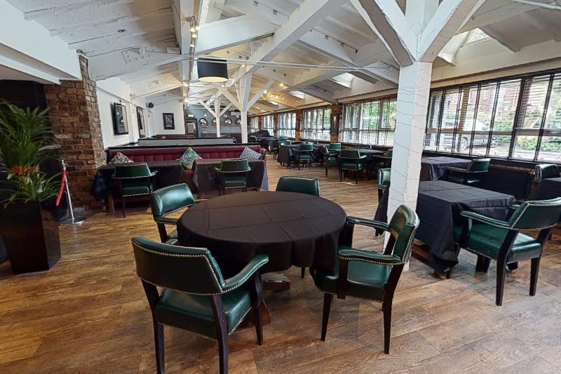 Village Hotel Manchester Hyde - Restoran