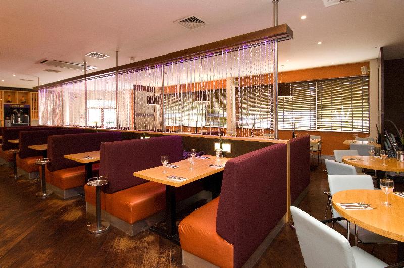 Premier Inn Manchester Old Trafford - Restoran