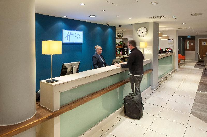 Holiday Inn Express Manchester Oxford Road - Lobi