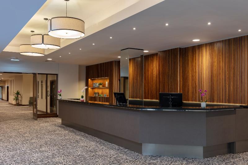 Stratford Manor Hotel - Lobi