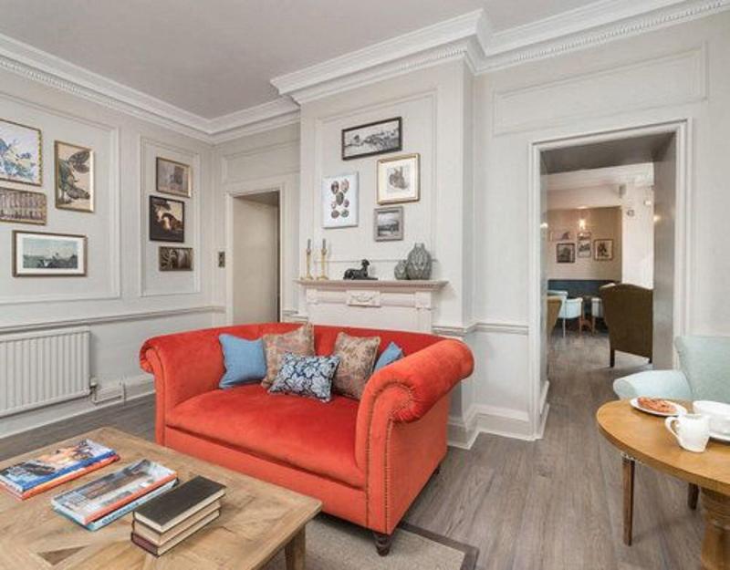 Lansdown Grove - Lobi