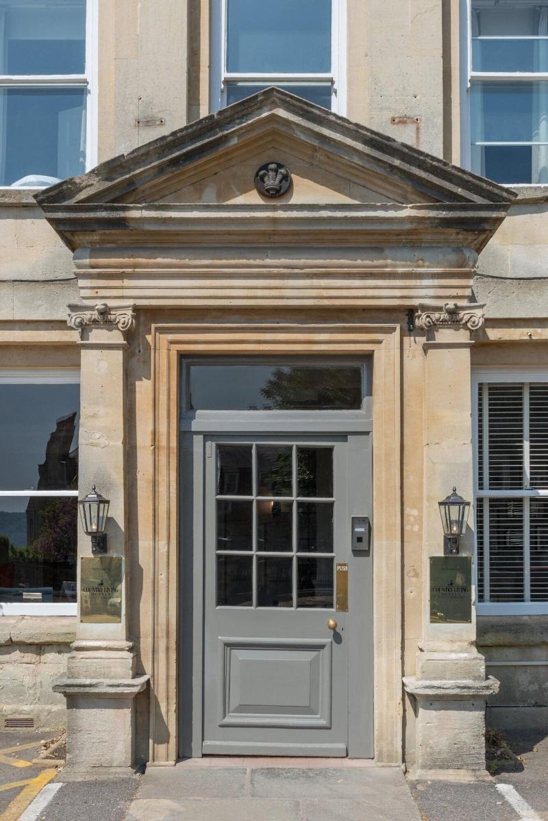 Lansdown Grove - Genel