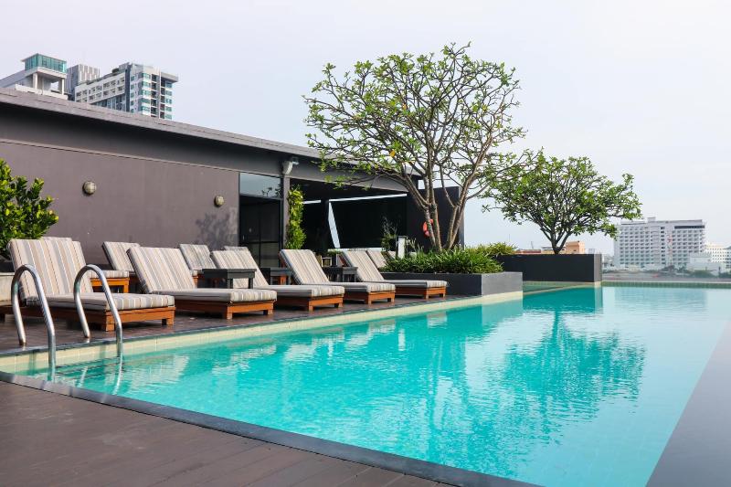 Page 10 Hotel Pattaya - Teras