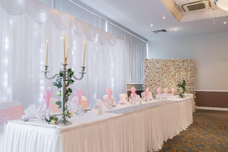 Holiday Inn Express Doncaster - Toplantı