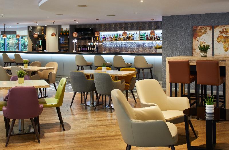 Leonardo Hotel London Heathrow - Bar