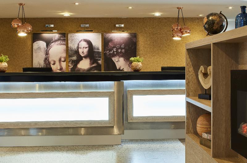 Leonardo Hotel London Heathrow - Lobi