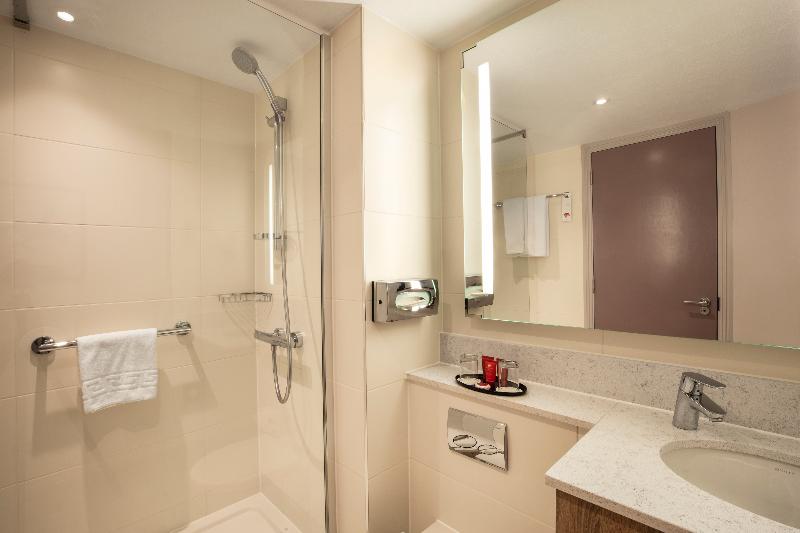 Leonardo Hotel London Heathrow - Oda