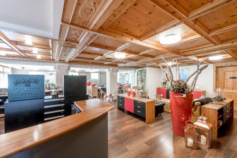 Boutique Hotel Cervus - Lobi