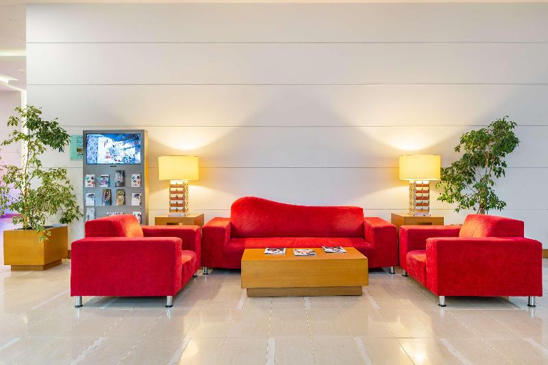 Park Inn by Radisson Baku Hotel - Lobi