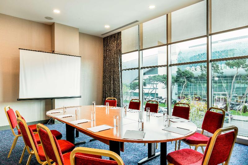 Park Inn by Radisson Baku Hotel - Toplantı