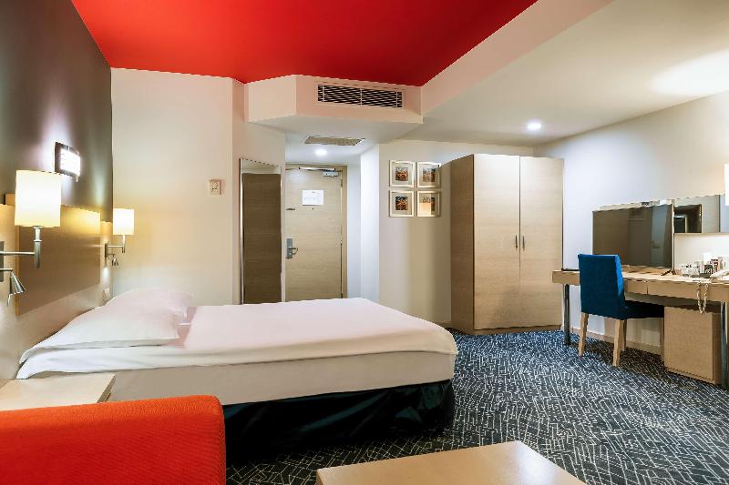 Park Inn by Radisson Baku Hotel - Oda