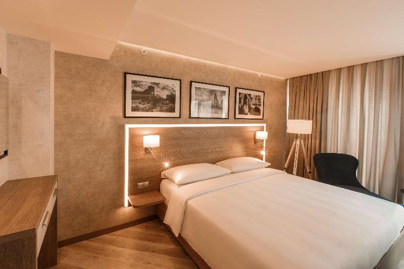 Park Inn by Radisson Baku Hotel - Oda