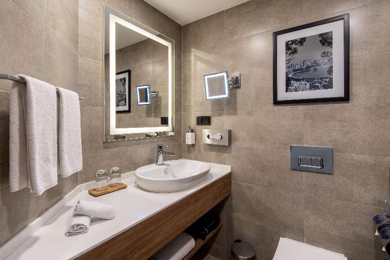 Park Inn by Radisson Baku Hotel - Oda