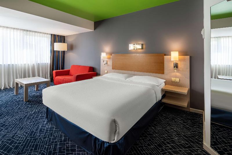 Park Inn by Radisson Baku Hotel - Oda